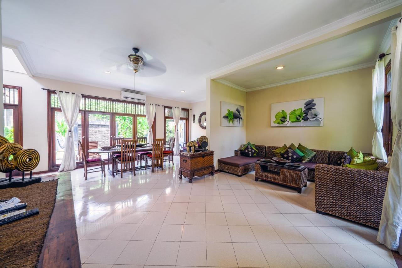 Villa Mica - Kuta - 5 Bedrooms - 5 Bathrooms - Great Location 外观 照片