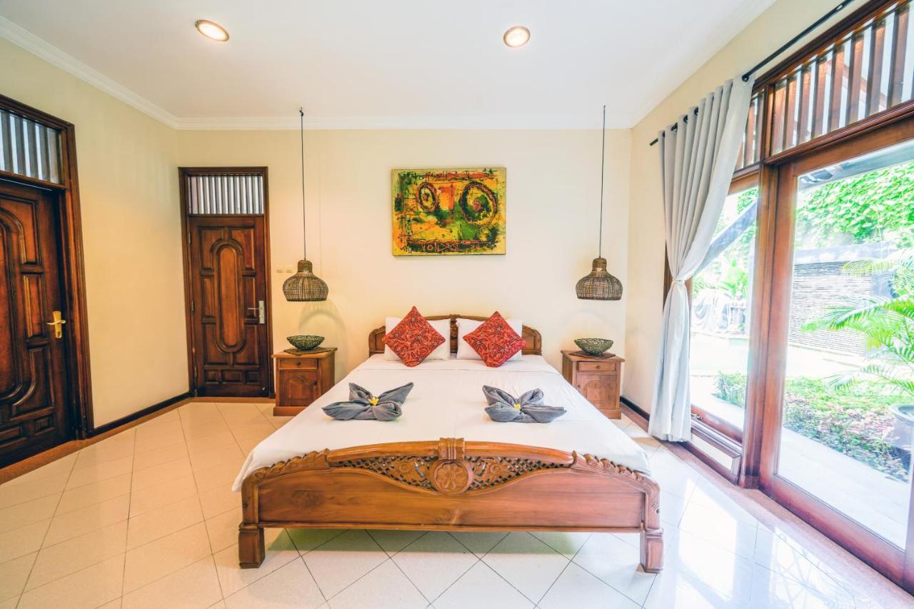 Villa Mica - Kuta - 5 Bedrooms - 5 Bathrooms - Great Location 外观 照片