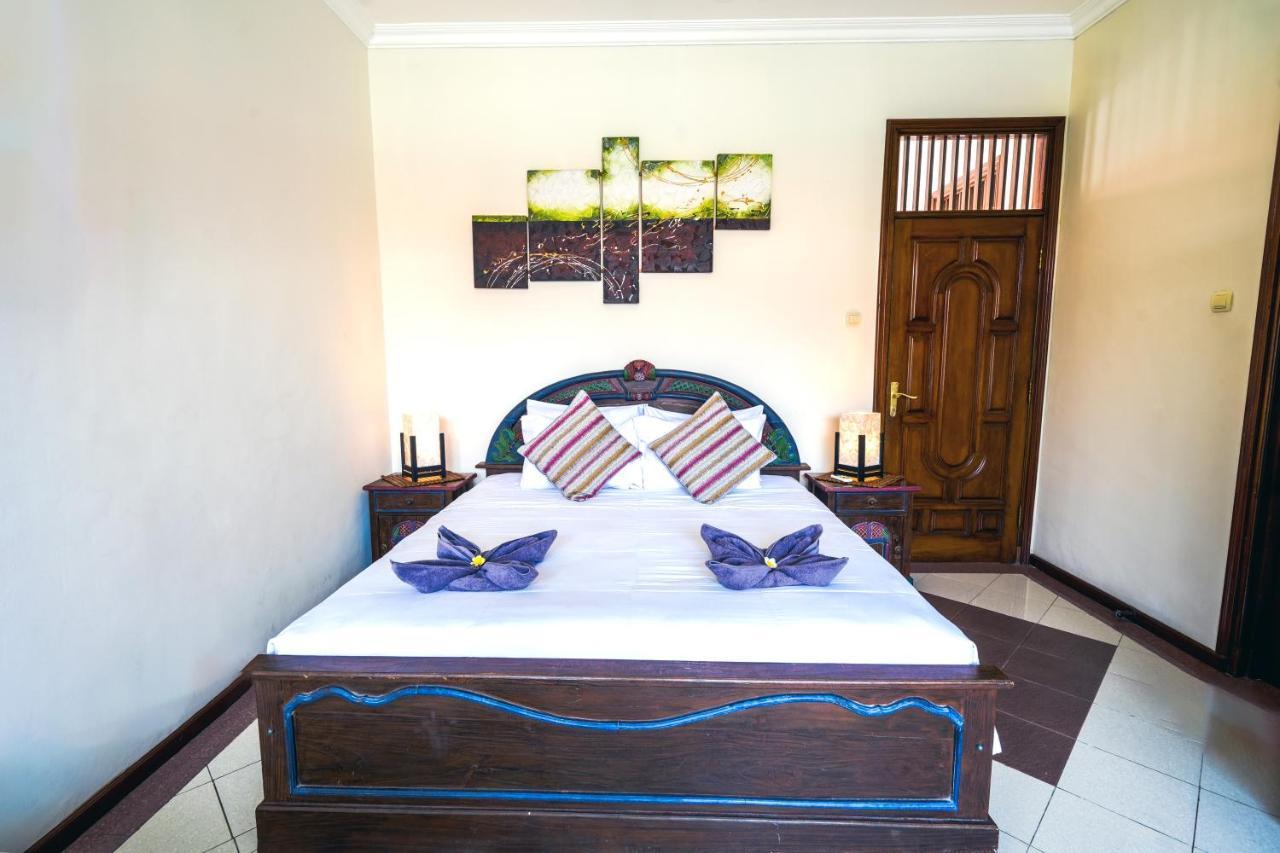 Villa Mica - Kuta - 5 Bedrooms - 5 Bathrooms - Great Location 外观 照片